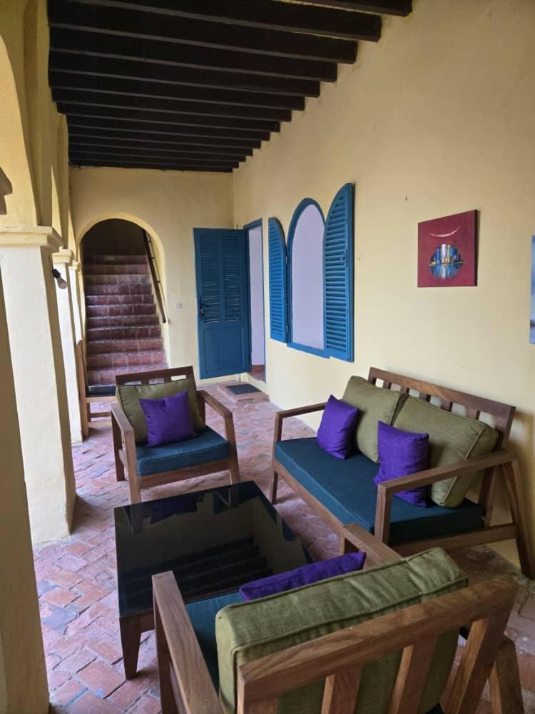 Chez Olivier - Ile De Горе Экстерьер фото